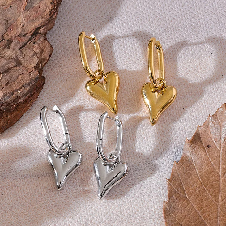 PENDIENTES LOVE